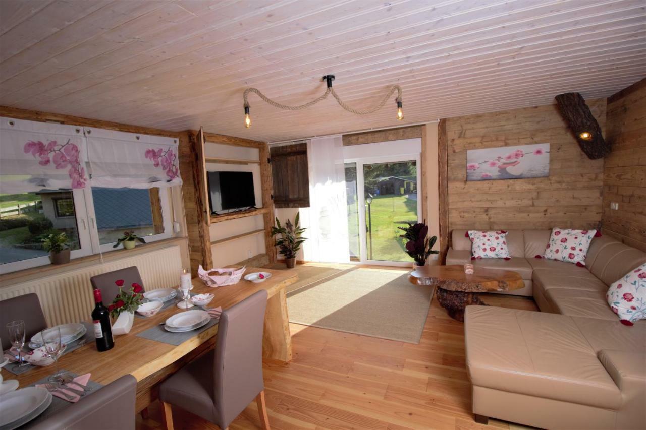 Oybiner Blockhaus Und Ferienwohnungen Hain  Esterno foto